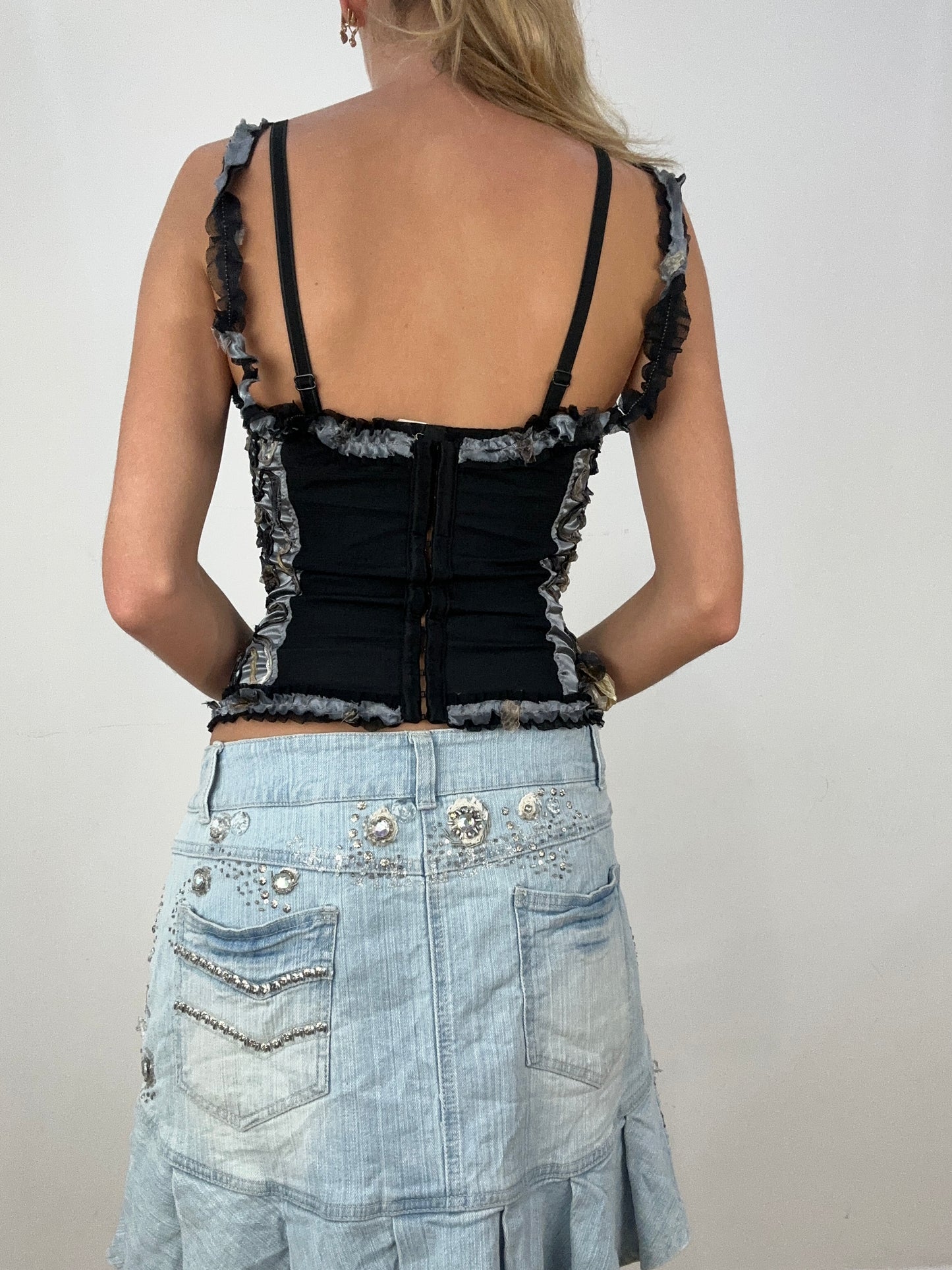 💻HALLOWEEN | medium grey corset top