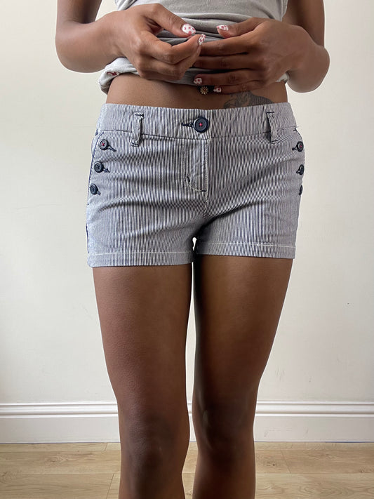 vintage edit twenty-seven | medium navy blue pinstripe mini shorts with buttons detail