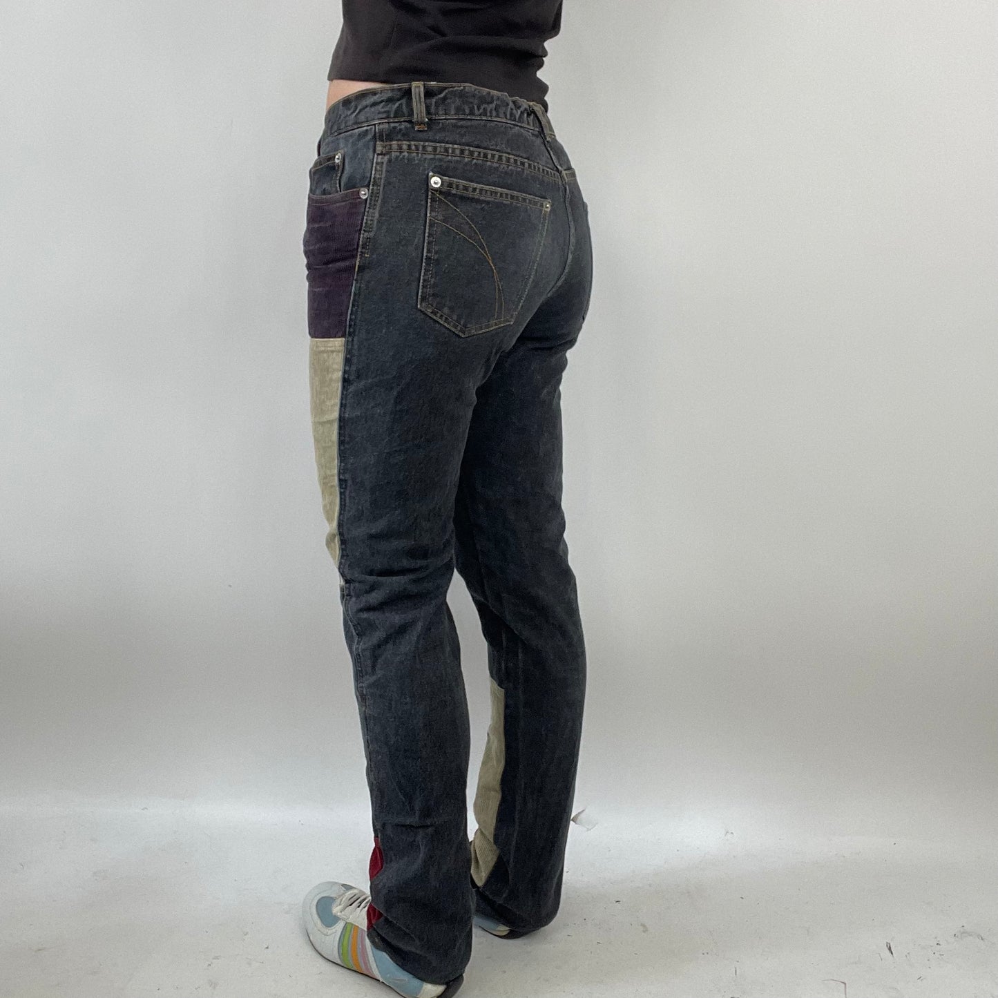 HIPPY CHIC DROP | small dark denim jeans with colourful corduroy patch detail