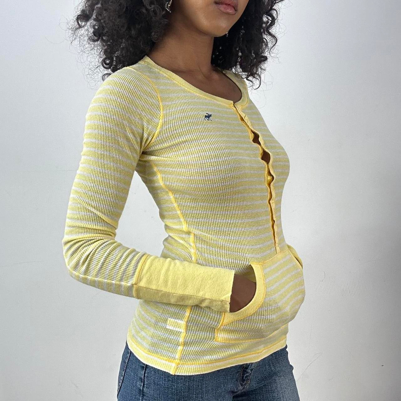 💻 RACHEL GREEN | extra small yellow and white abercrombie and fitch long sleeve top