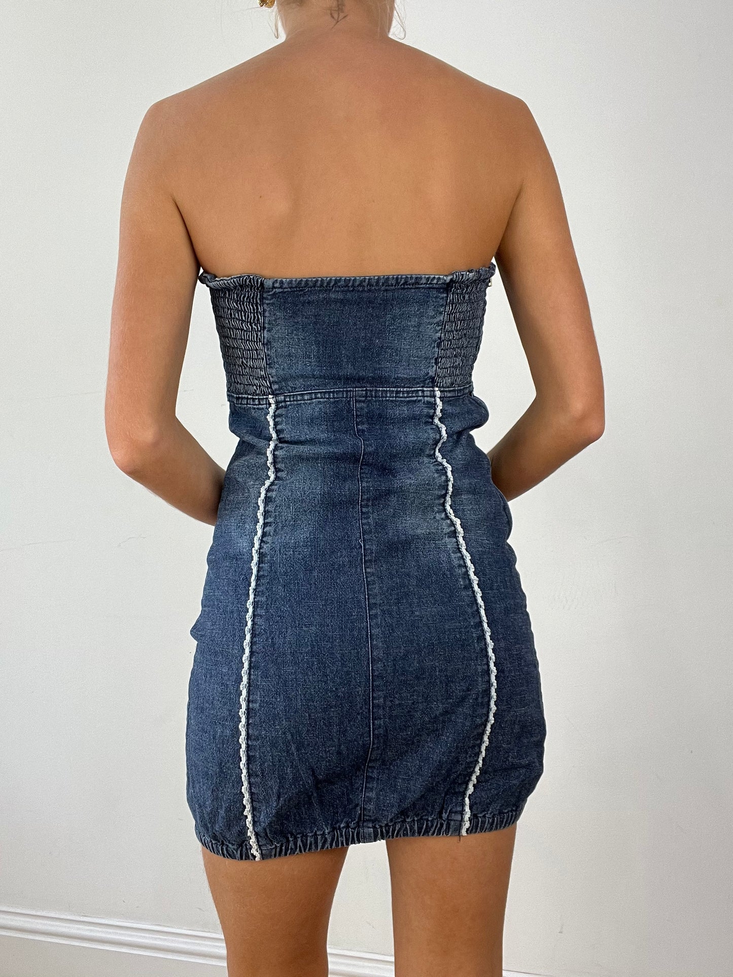 💻DENIM ON DENIM | small dark wash denim bandeau dress