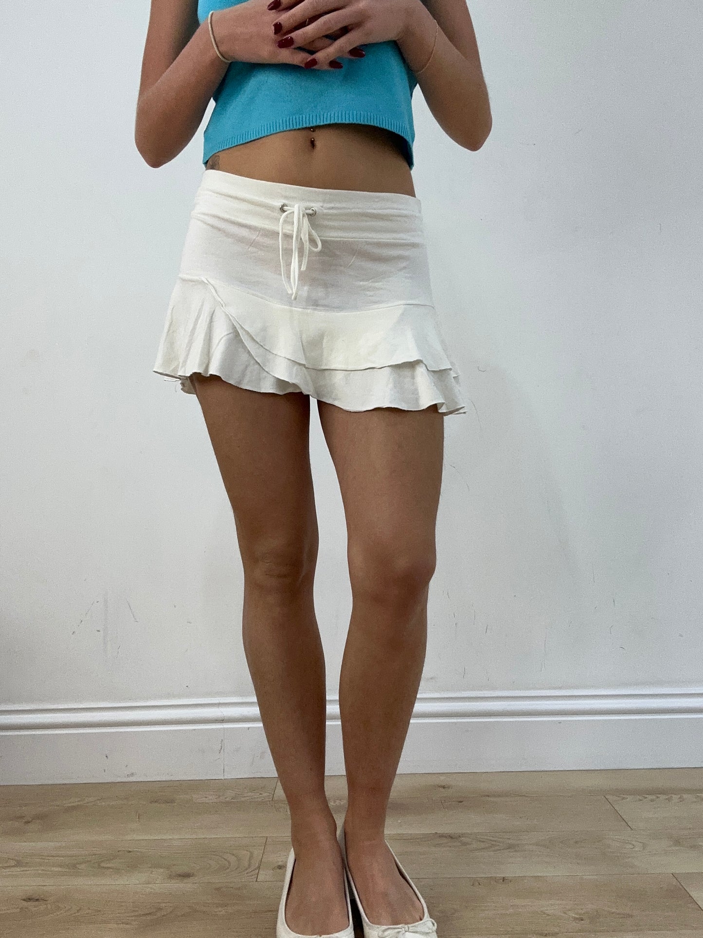 BEST PICKS | small white ruffle skirt