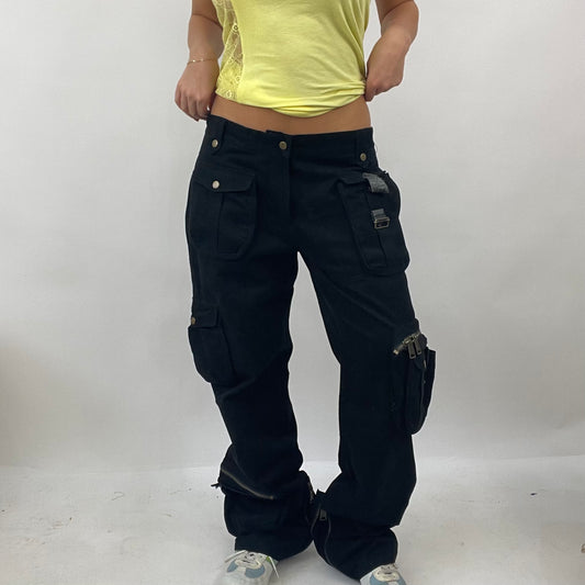 💻 VINTAGE GEMS DROP | medium black oversized cargo trousers