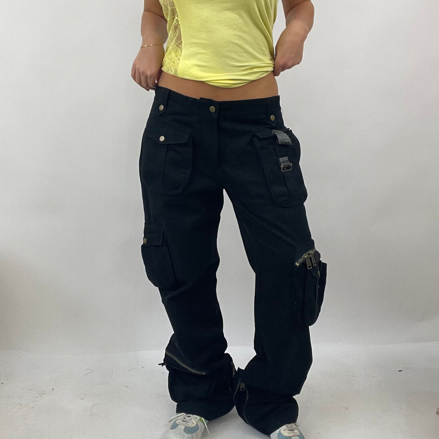 💻 VINTAGE GEMS DROP | medium black oversized cargo trousers