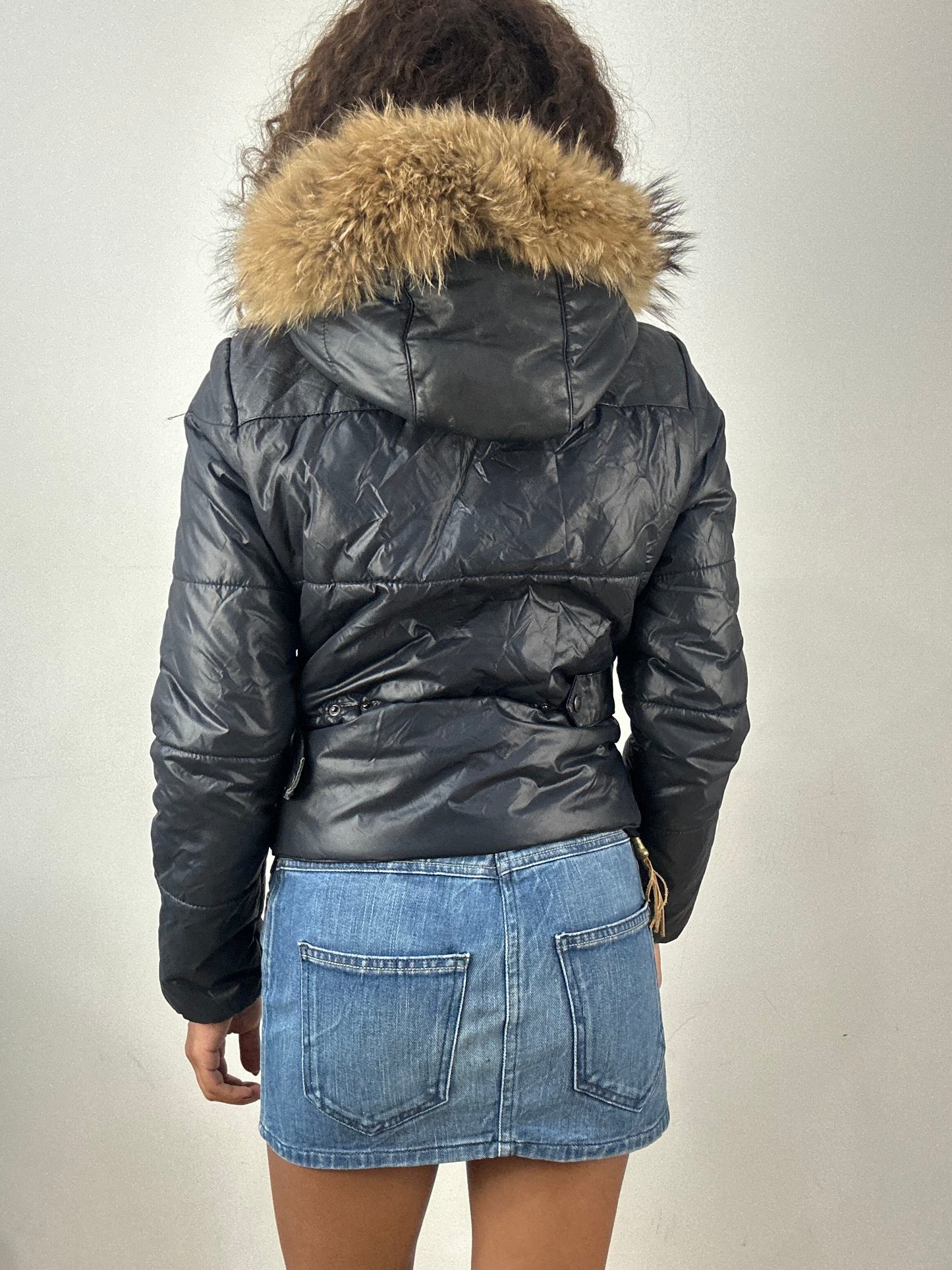 vintage edit thirty-four | extra small black puffer jacket with faux fur hood