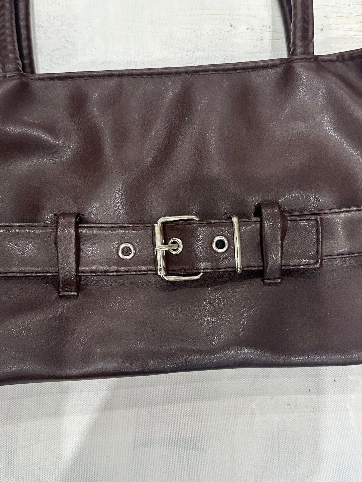 devil wears prada | brown buckle shoulder bag