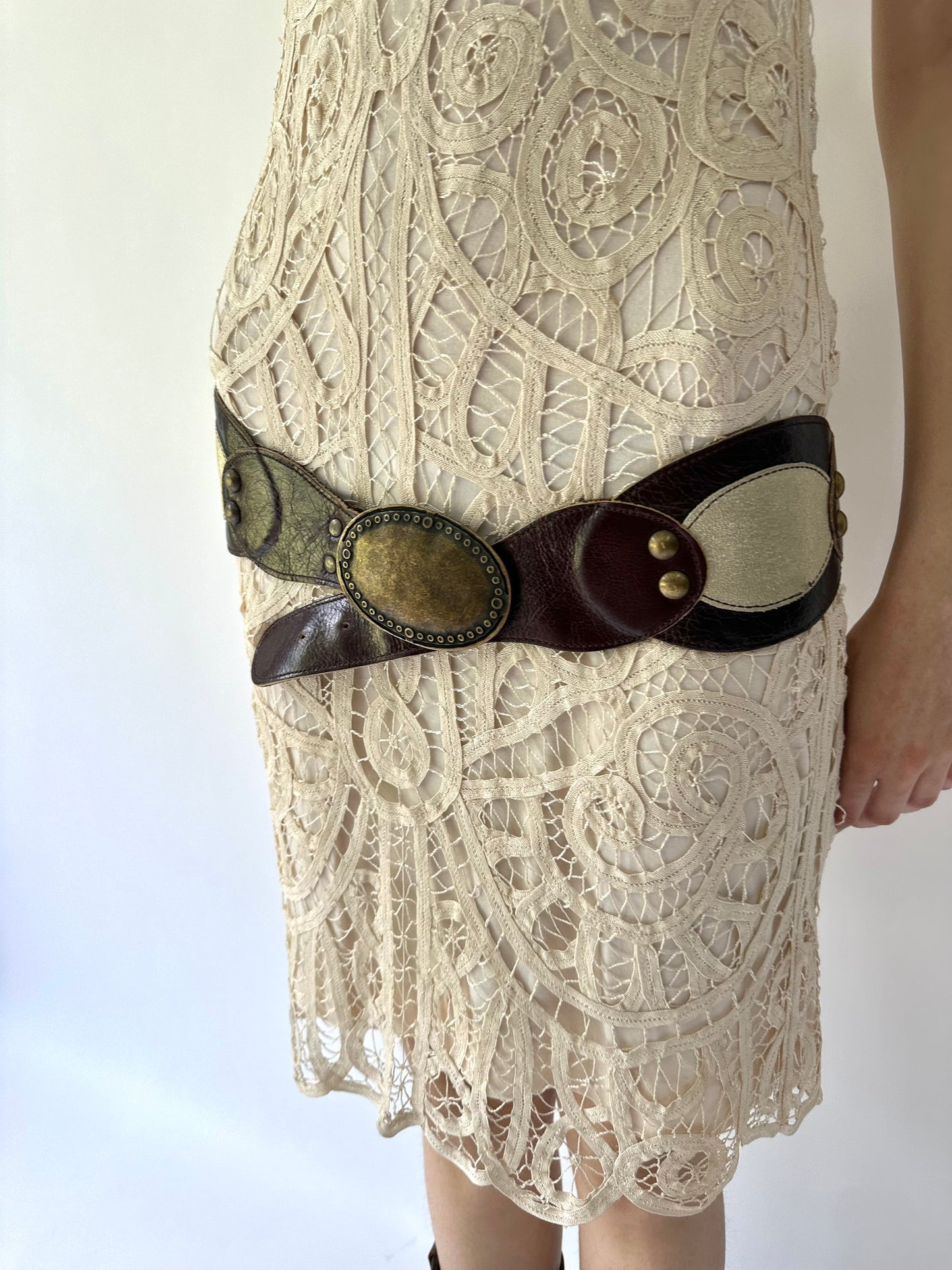 festival drop | brown and white oversized statement belt