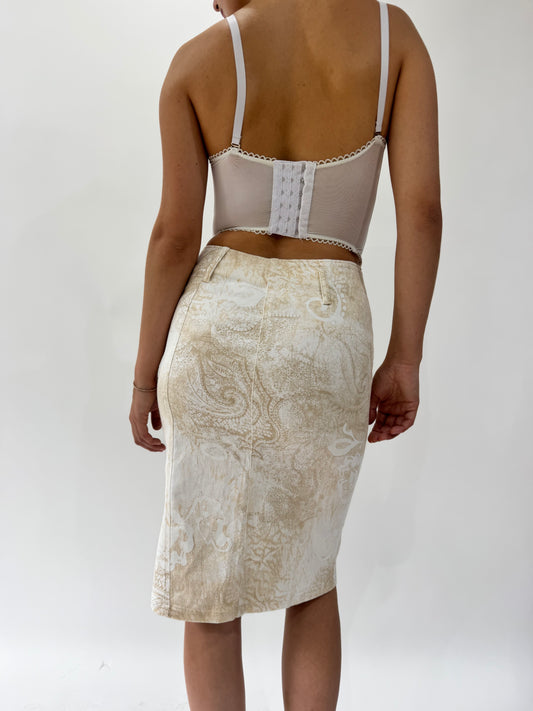 french summer drop | small white patterened midi skirt