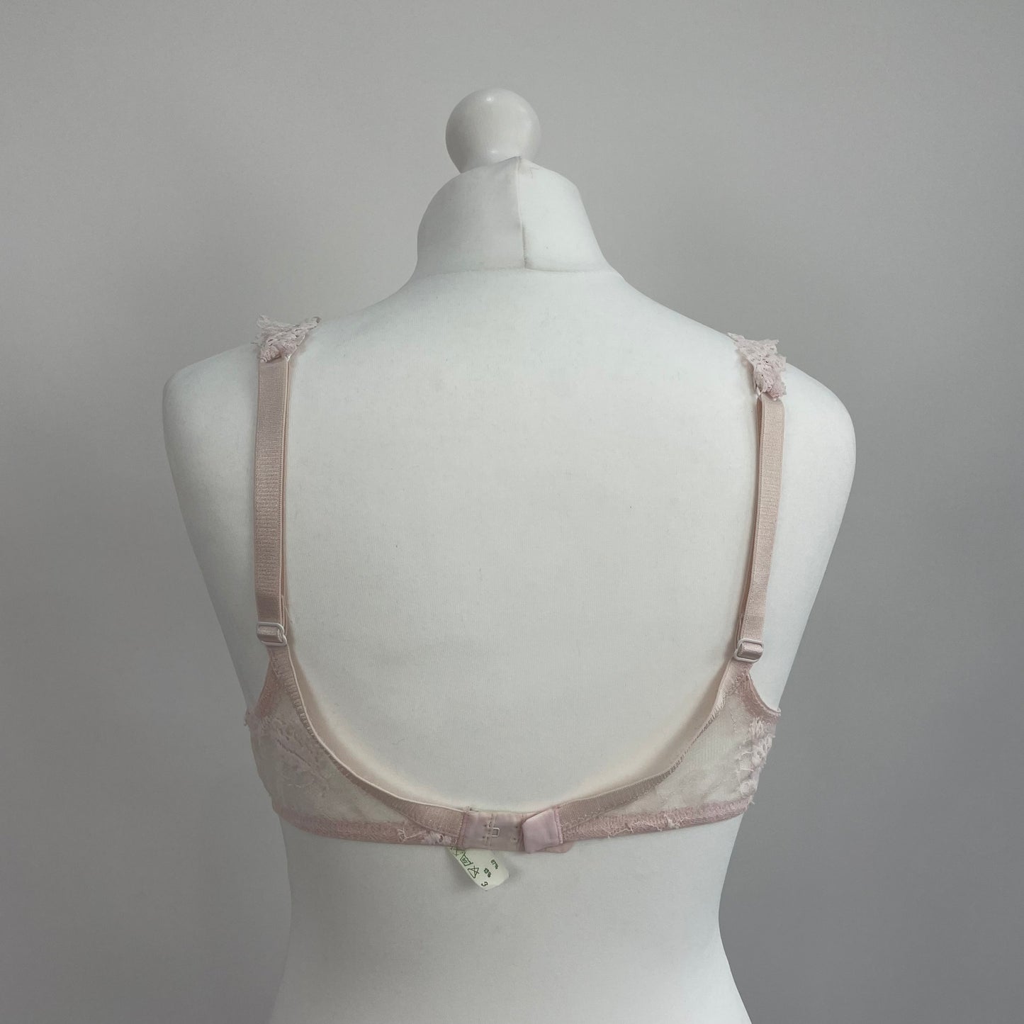 INSTA BADDIE DROP | small baby pink padded lace bra