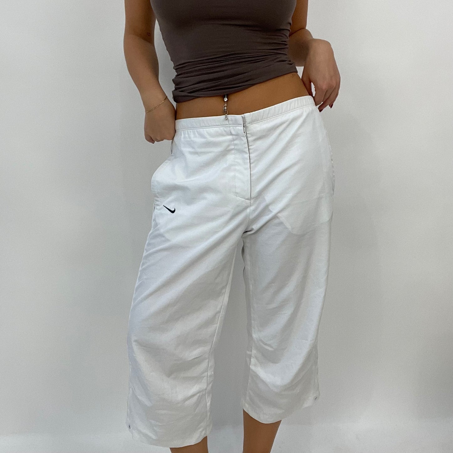 BLOKECORE DROP | white nike 3/4 length trousers - medium