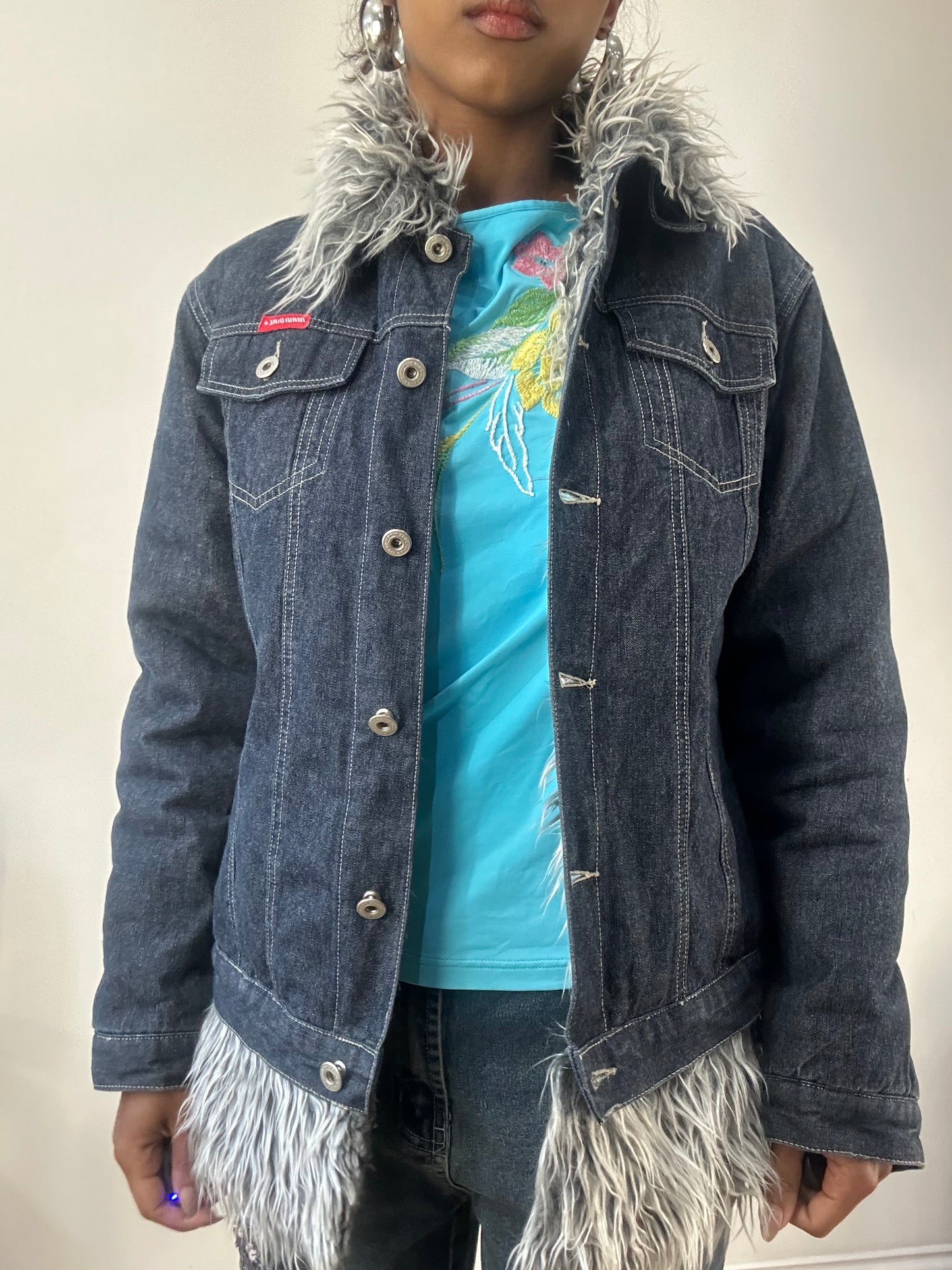 AUTUMN EDIT | small blue denim jacket with grey faux fur lining
