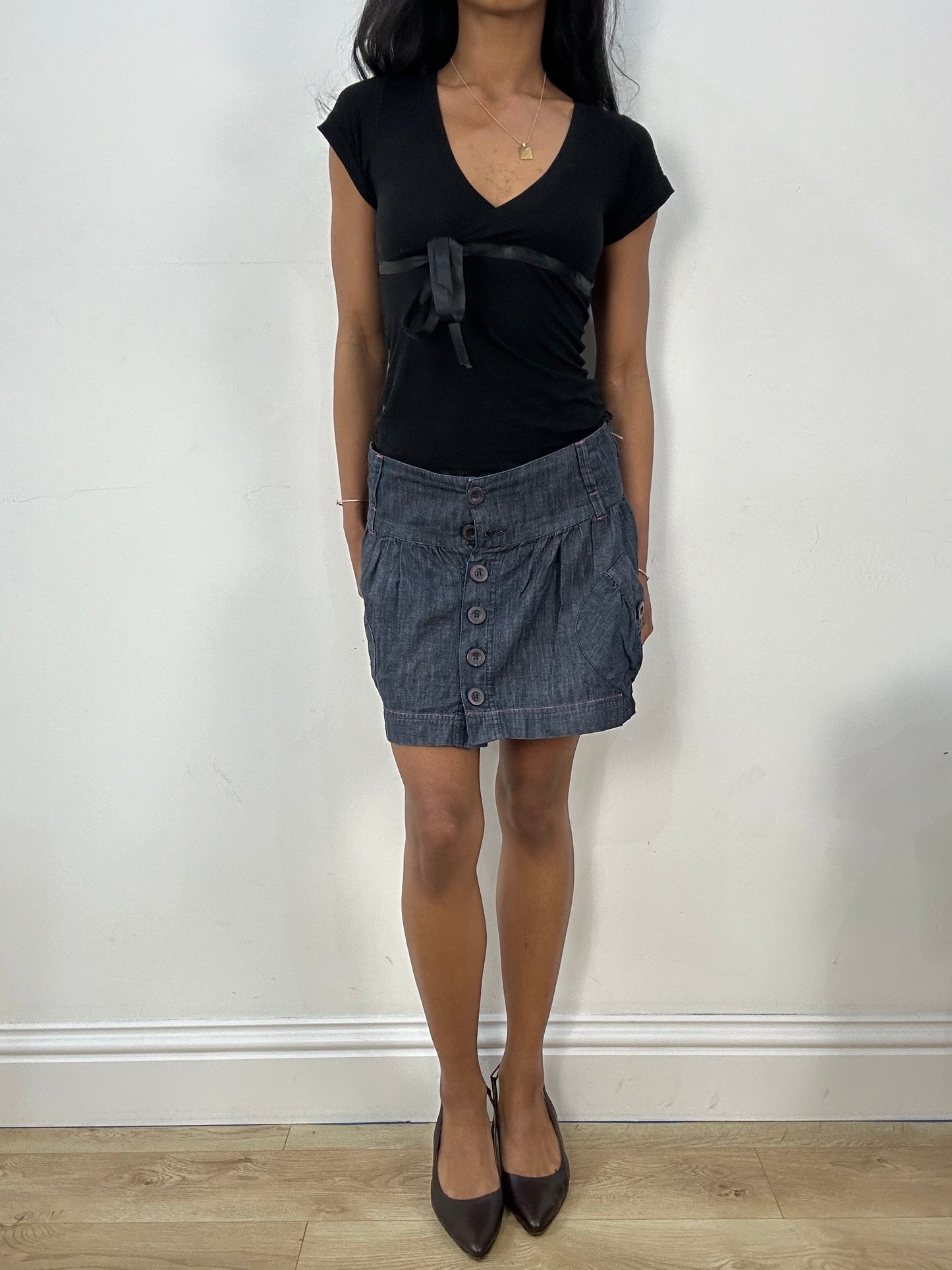 BEST PICKS | small dark blue denim mini skirt with buttons