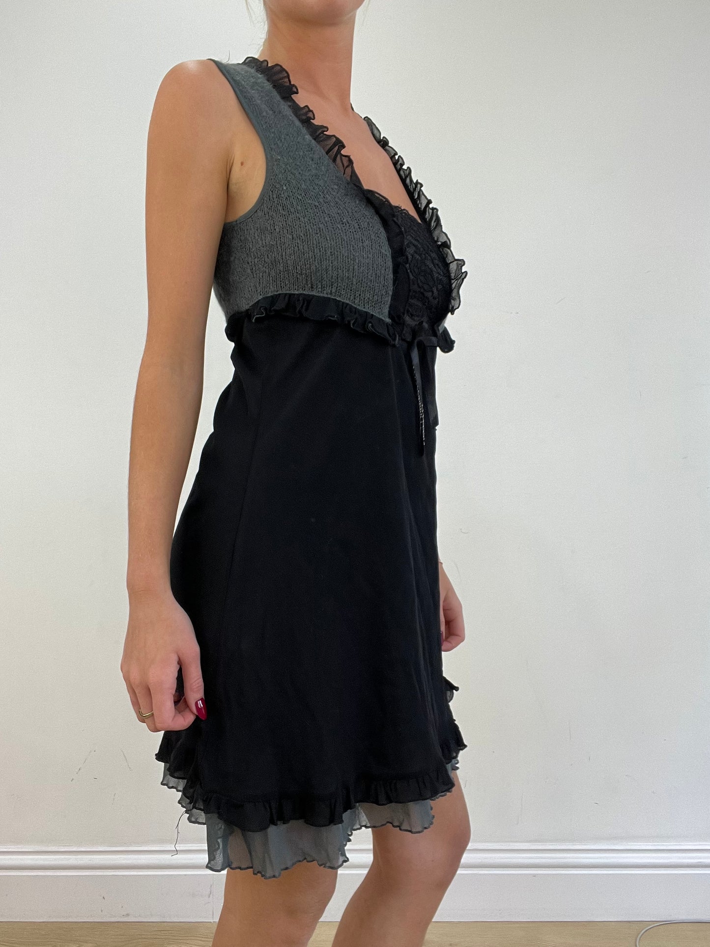 vintage edit thirteen | small black and grey knitted dress