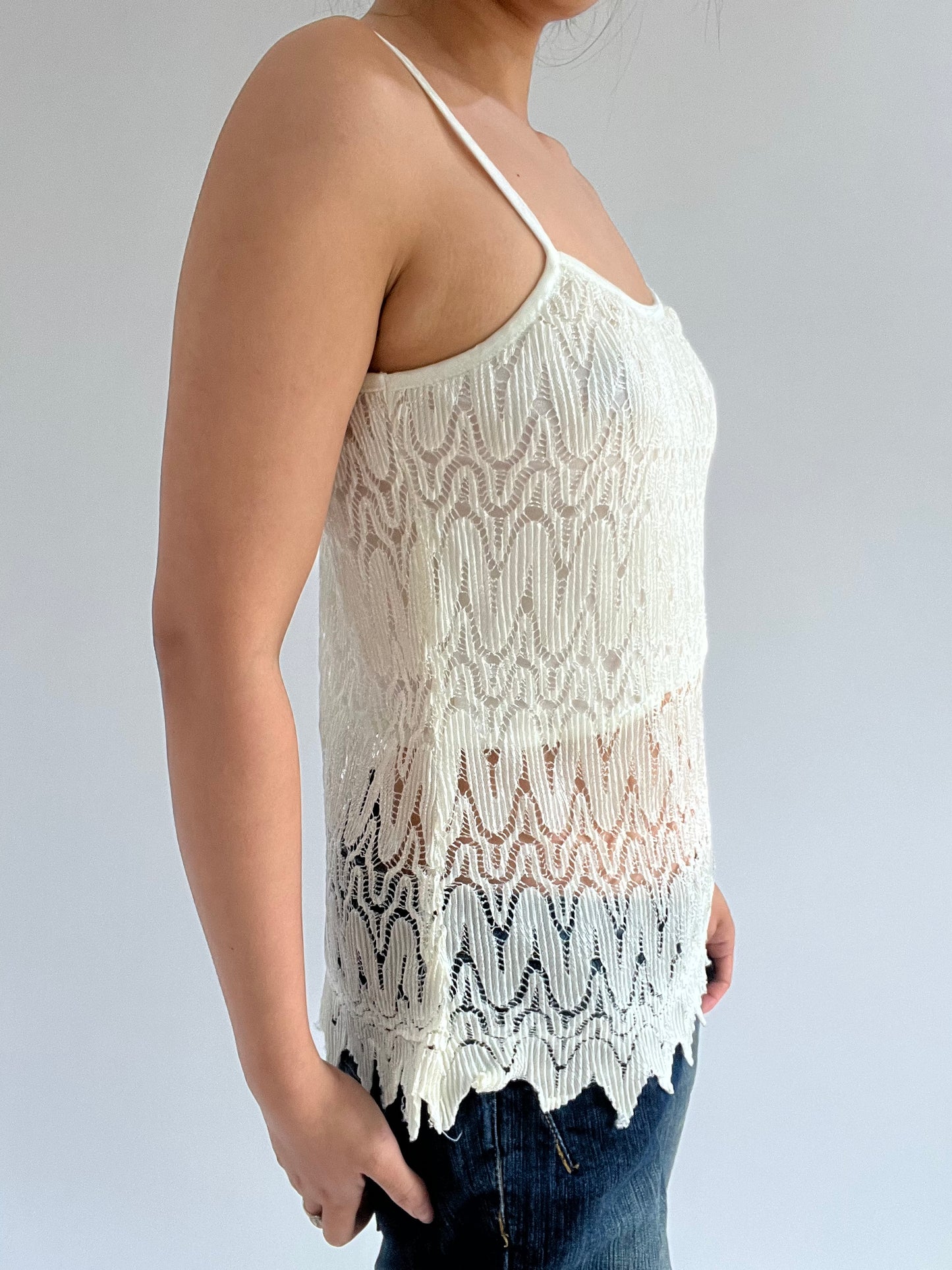 autumn picks | small white crochet cami top with thin straps