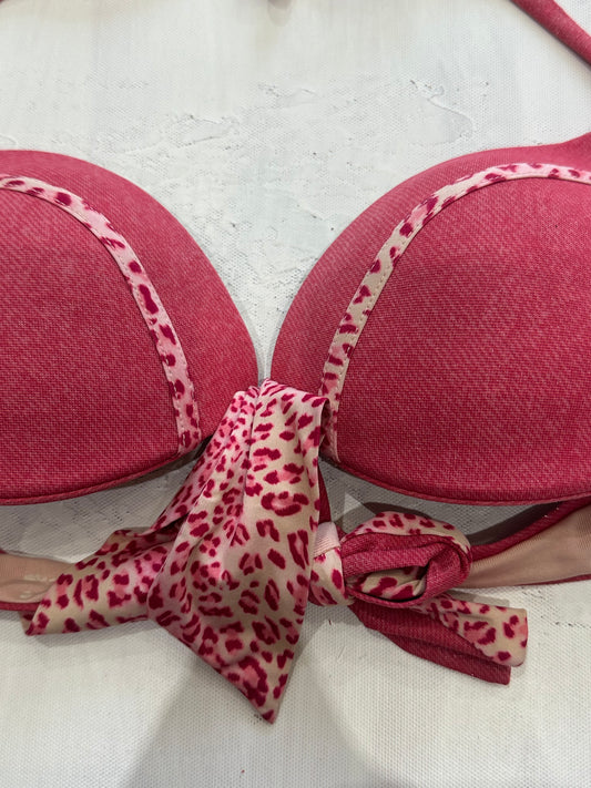 spring edit | small pink calzedonia leopard print bikini top