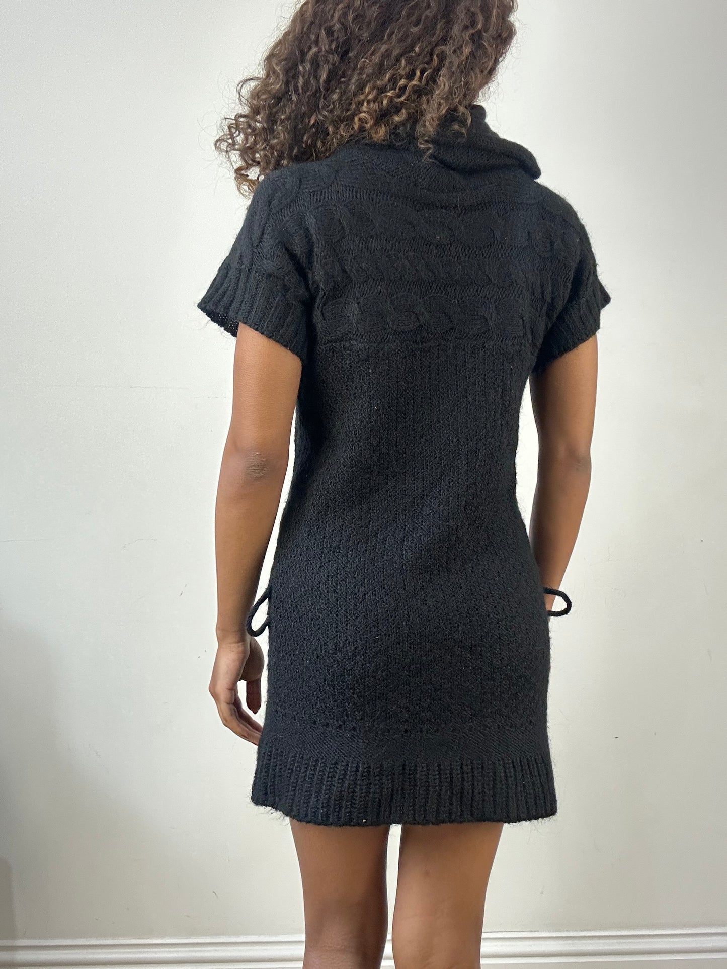 vintage edit thirty-four | small black old zara knit mini dress