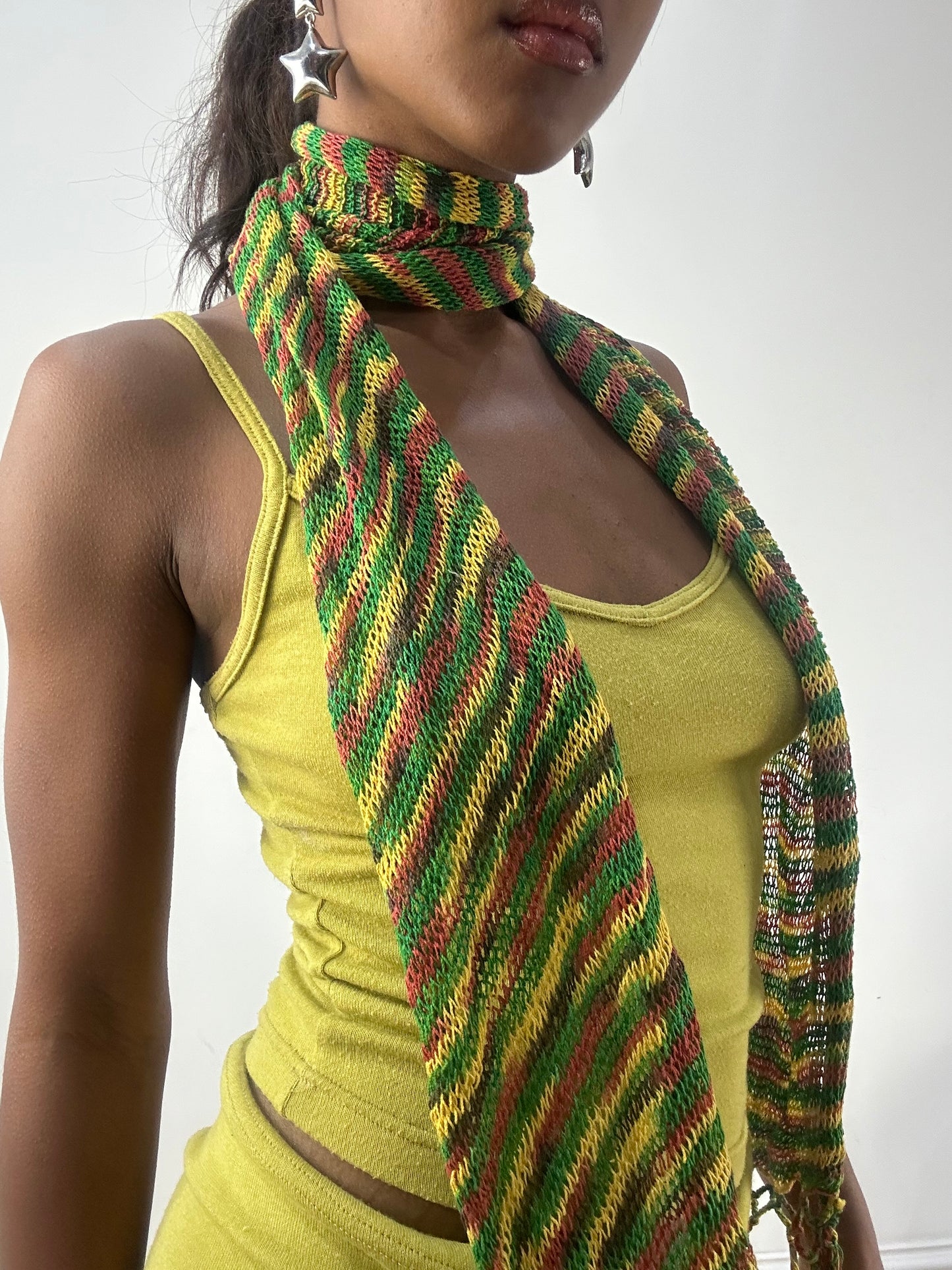 💻‼️ BEST PICKS | one size green striped knit scarf