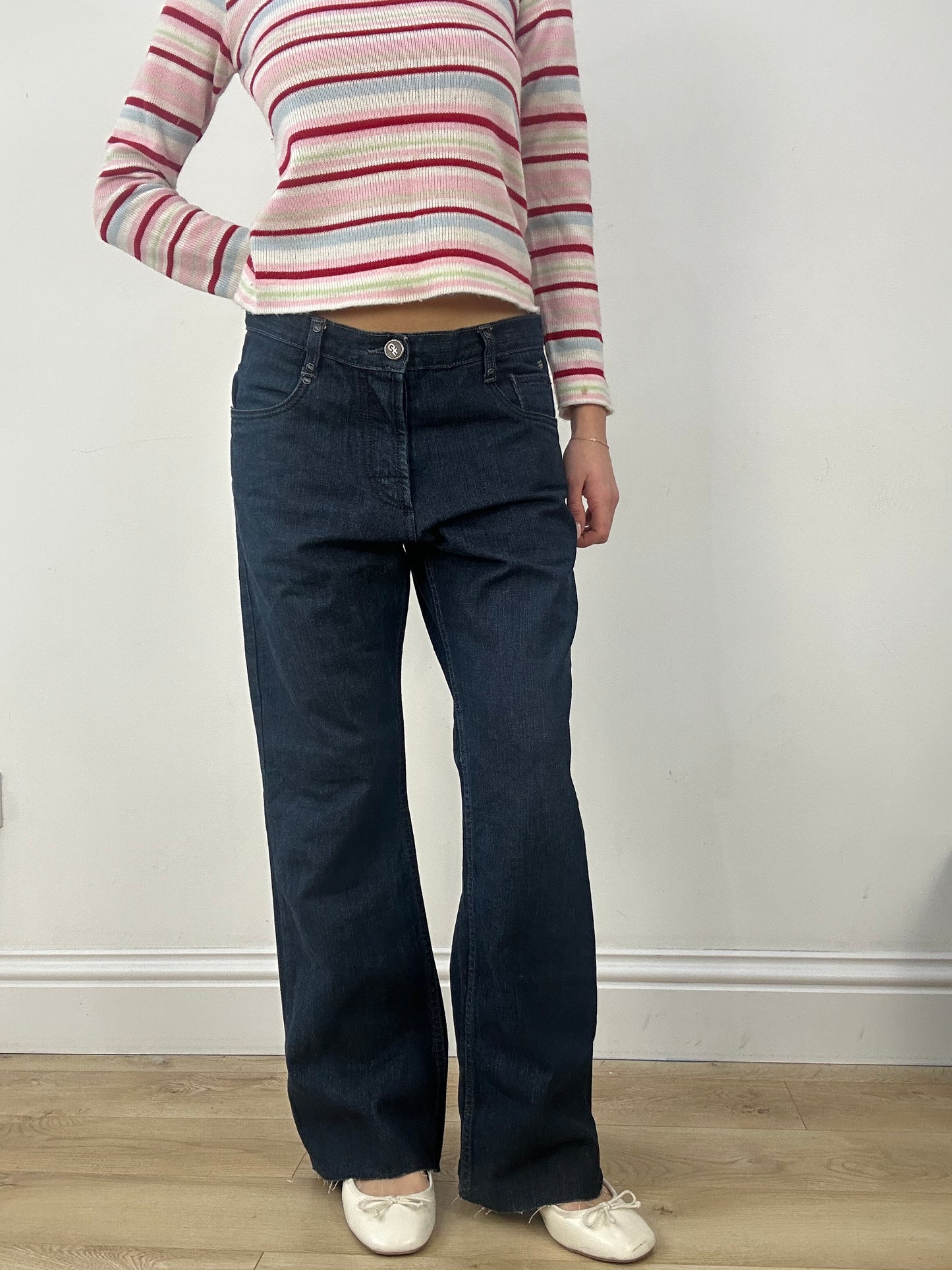 countryside | large dark wash jeans