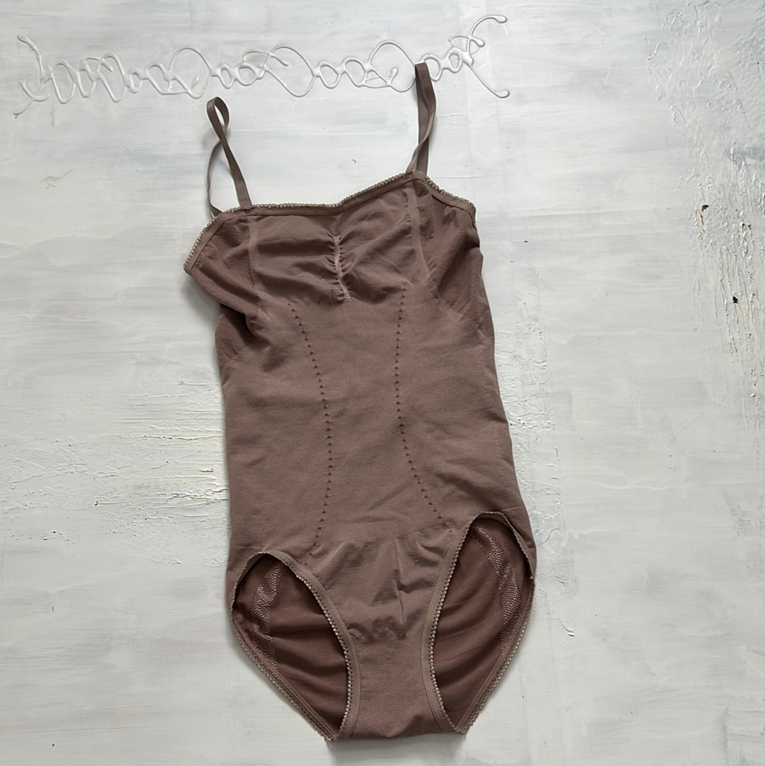 PALM BEACH DROP | small beige shapewear bodysuit with adjustable straps