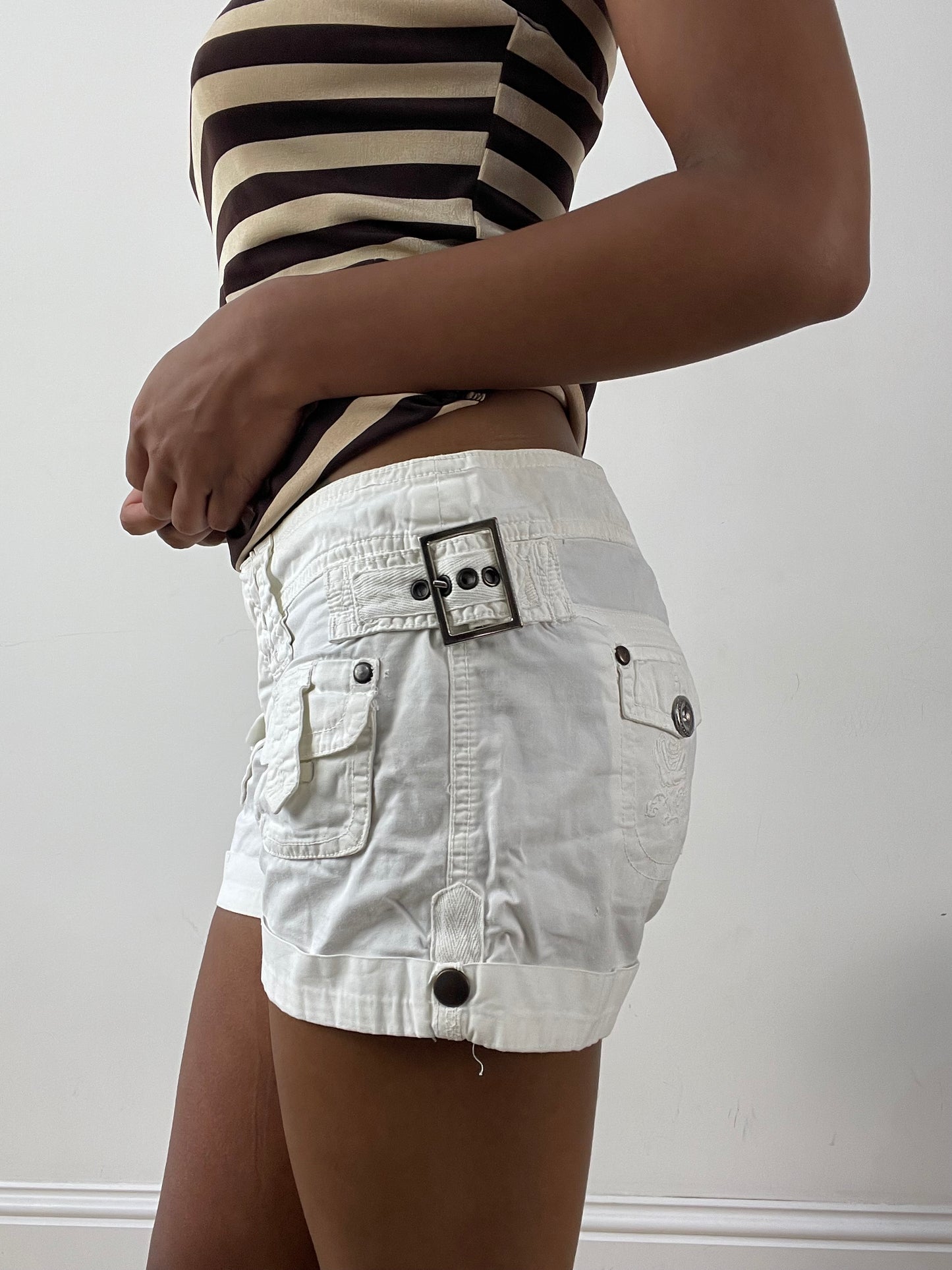 vintage edit twenty-nine | medium white mini shorts with buckle detail