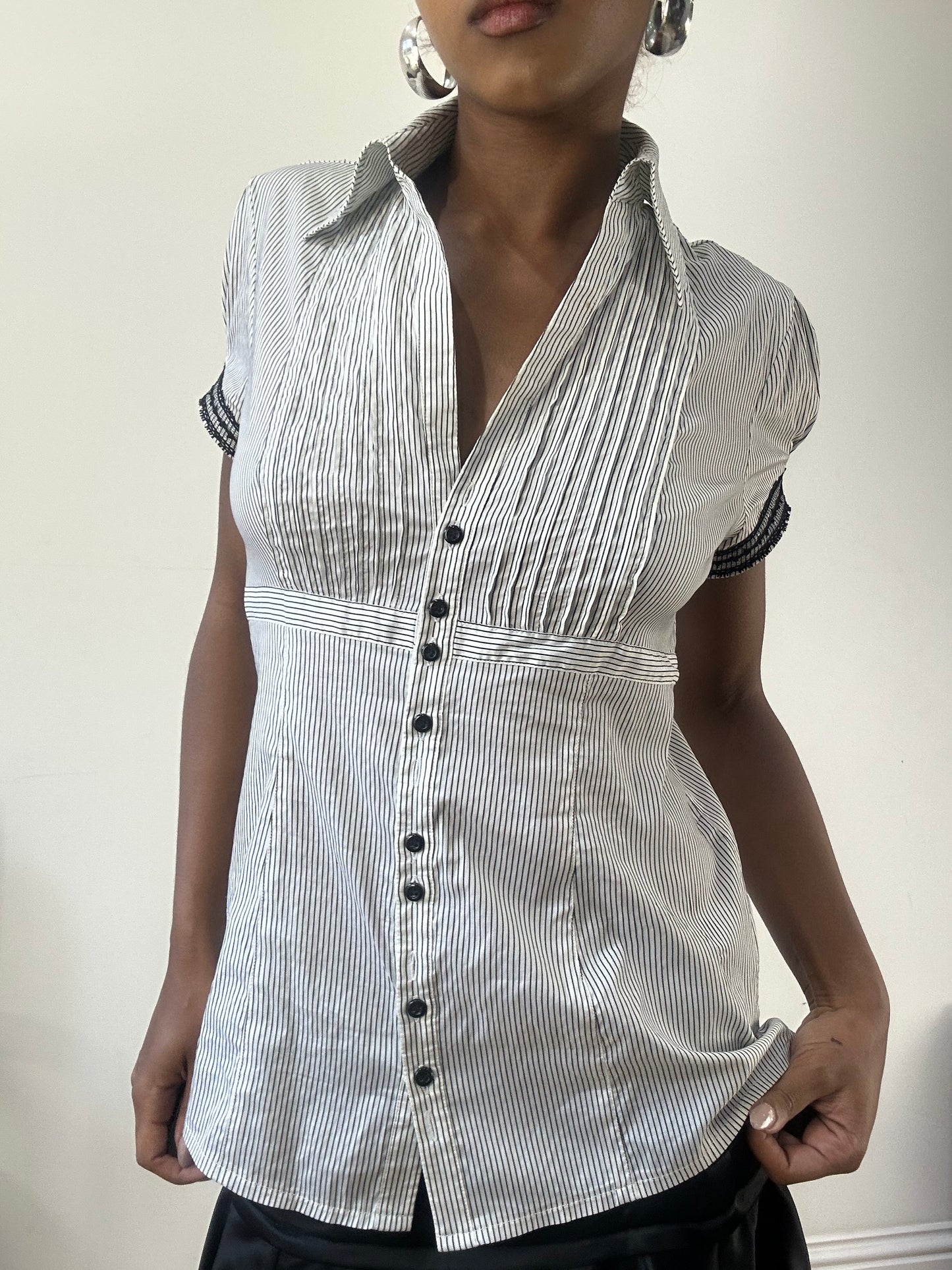 AUTUMN EDIT | medium white orsay blouse with pinstripes