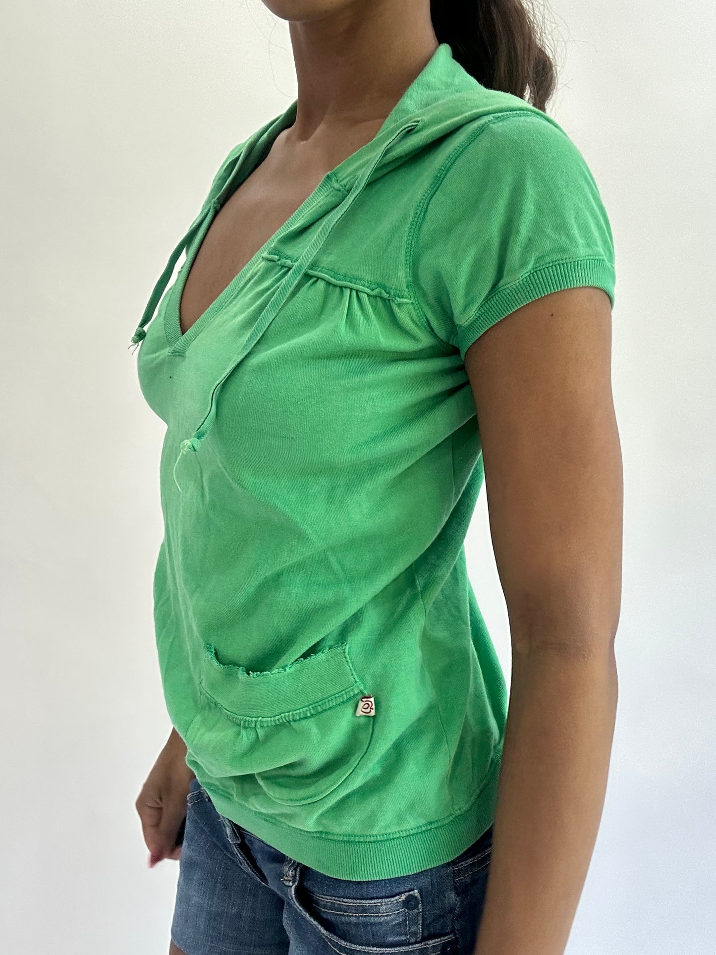 colourmaxxing drop | small green short sleeve hooded top