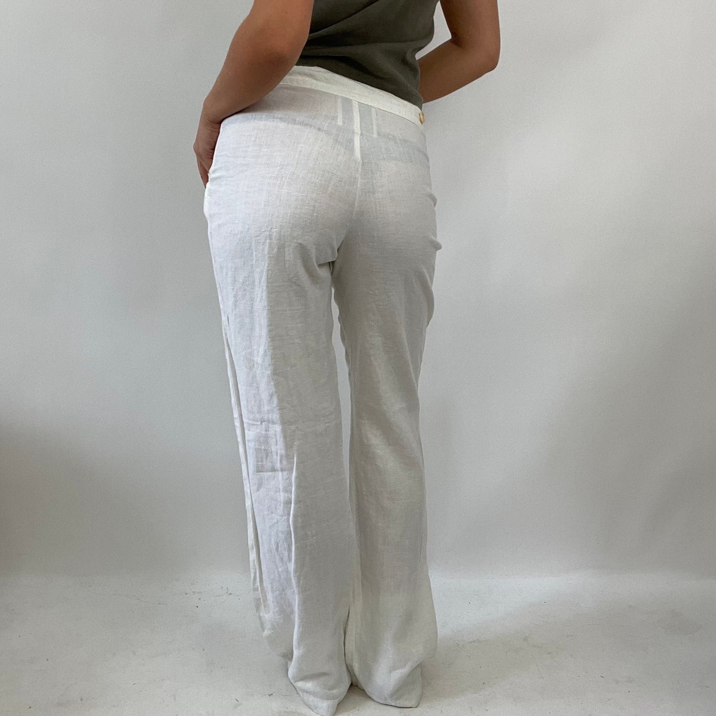 💻 COASTAL GRANDMA DROP | small cream linen trousers