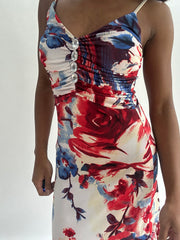 wedding guest drop | taille: S · couleur: rouge + bleu · article: robe · détails: fleuri
