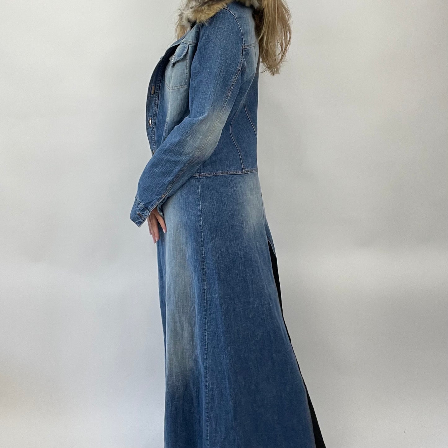 💻💚 POSH AND BECKS DROP | denim longline coat with fur trim and pinstripe back detail