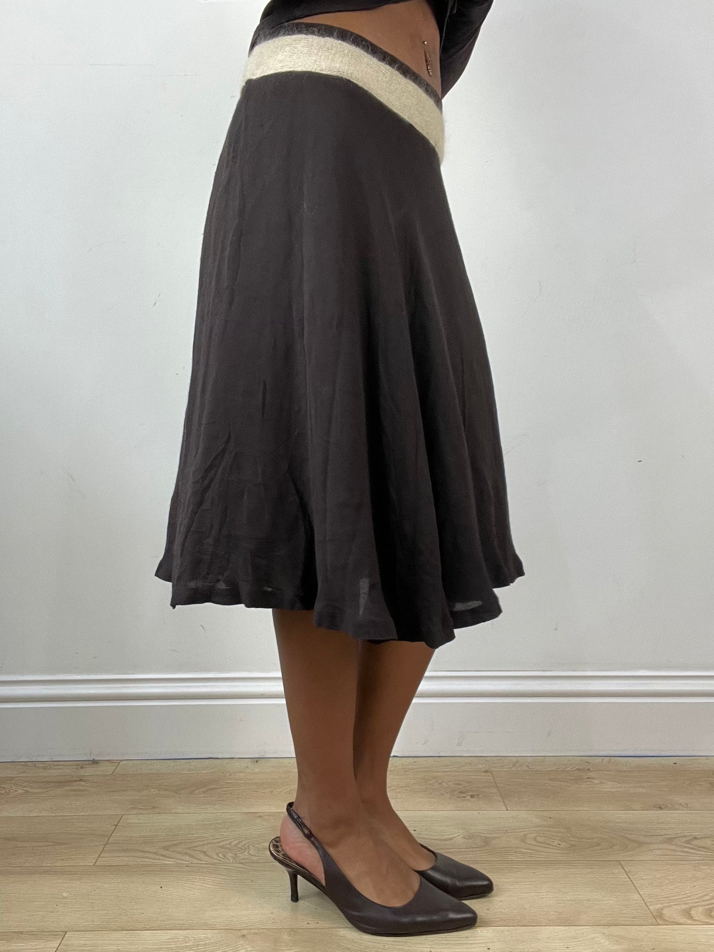 vintage edit thirty-four | small brown midi skirt with knit waistband