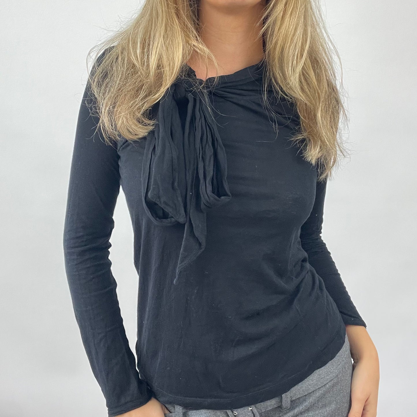 90s MINIMALISM DROP | XS black diesel tie front top