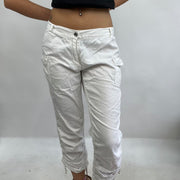 CARRIE BRADSHAW DROP | medium white 3/4 length trousers with synching