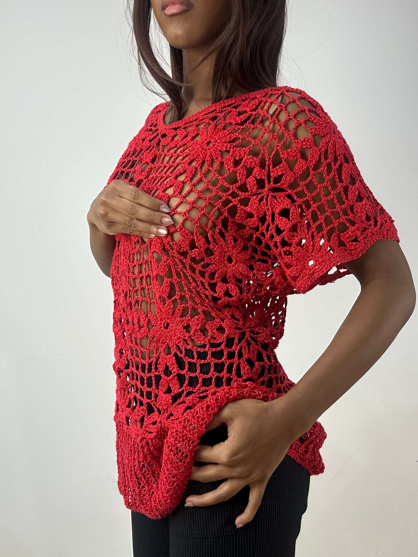 BEST PICKS | medium red crotchet short sleeve top