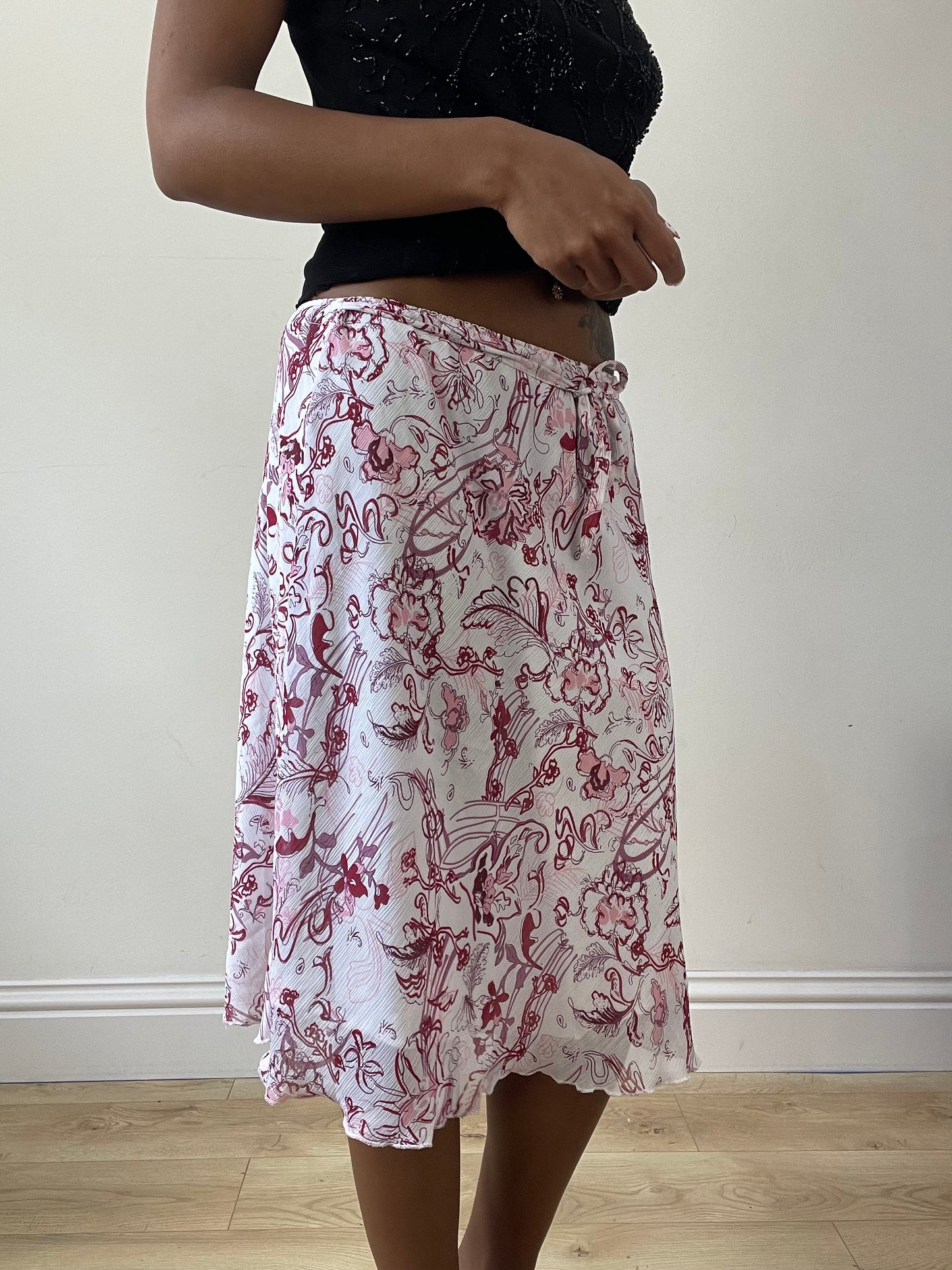 vintage edit twenty-seven | extra small white and pink floral midi skirt