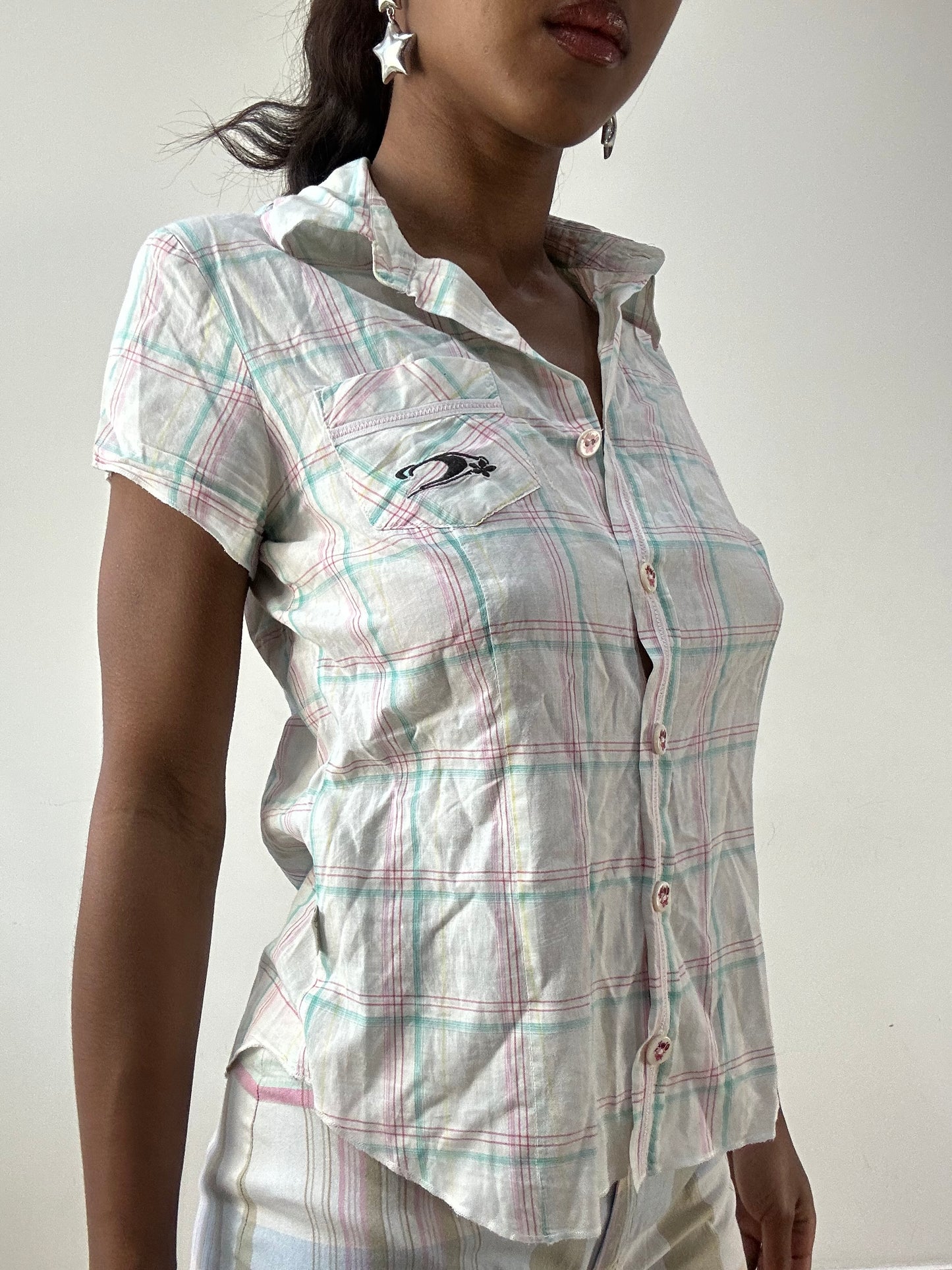 BEST PICKS | small white o’neill shirt with plaid print