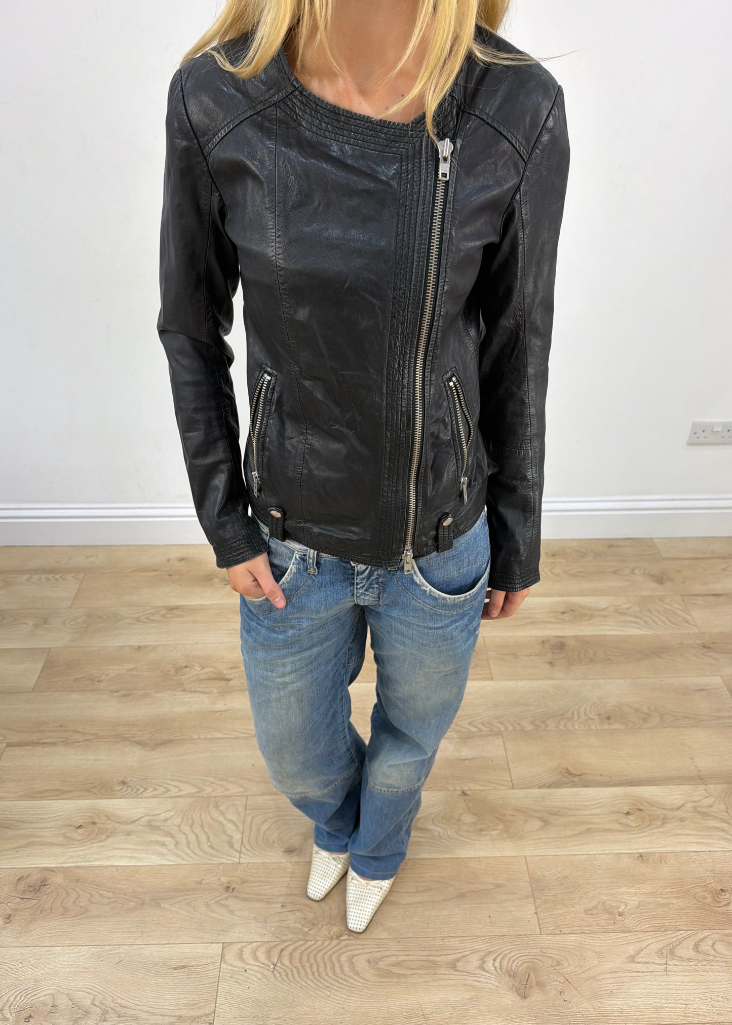 small black hennes faux leather zip jacket image 2