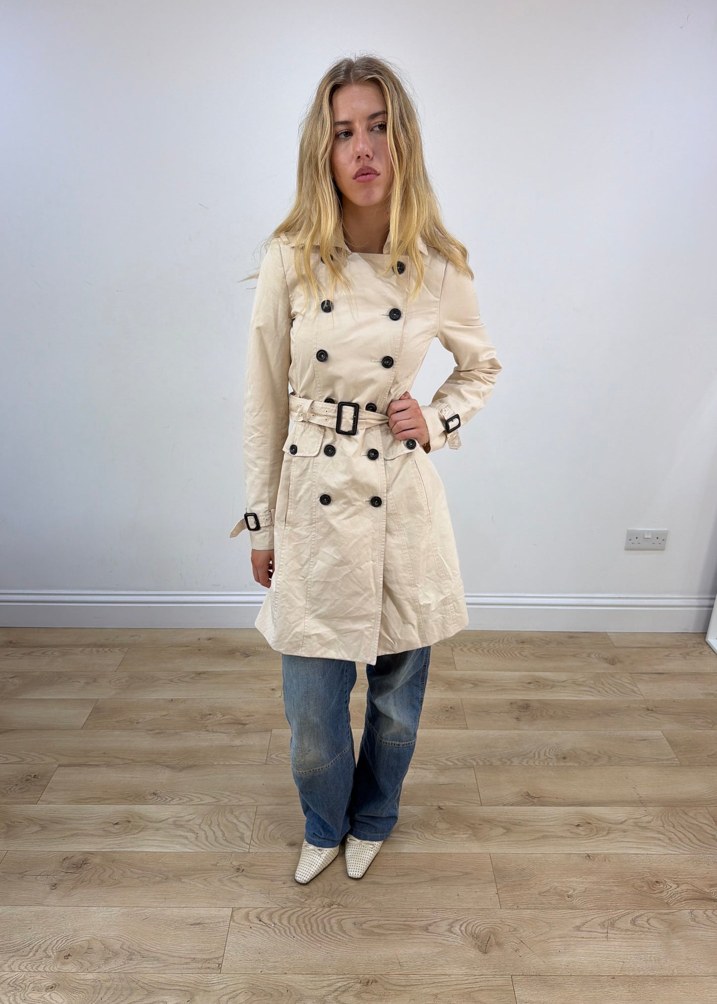 extra small cream zara trench coat image 1