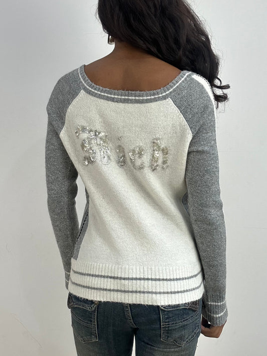 BEST PICKS | small grey and white knit jumper with stripe details