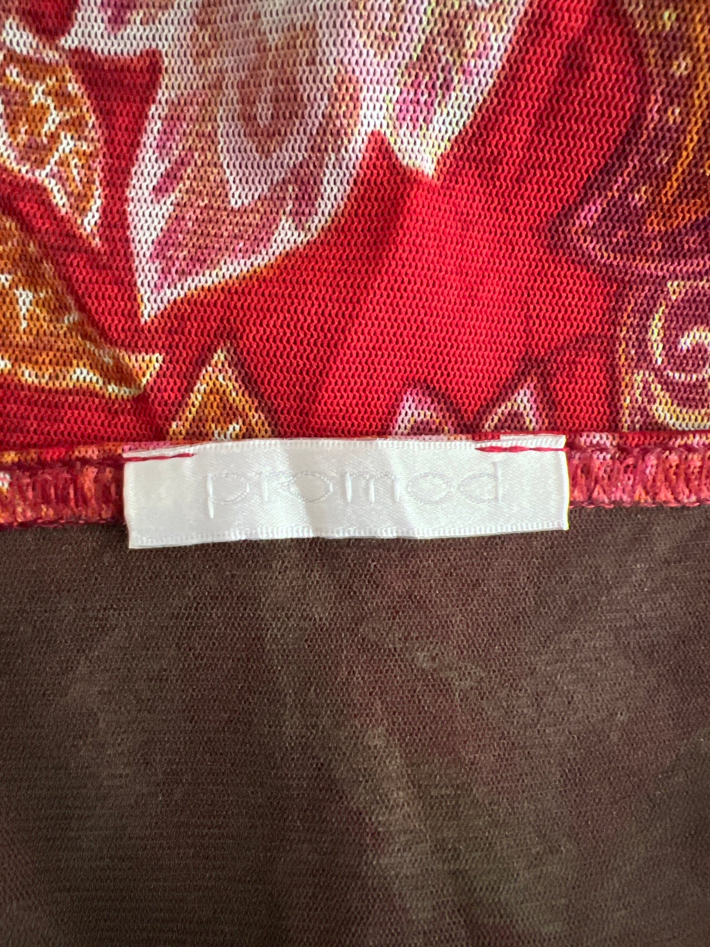 gilmore girls | small red paisley cami top