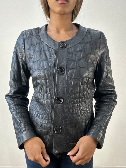 BEST PICKS | small black leather fitted jacket