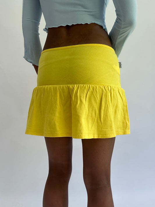 💚colourmaxxing drop | extra small yellow jersey style skirt