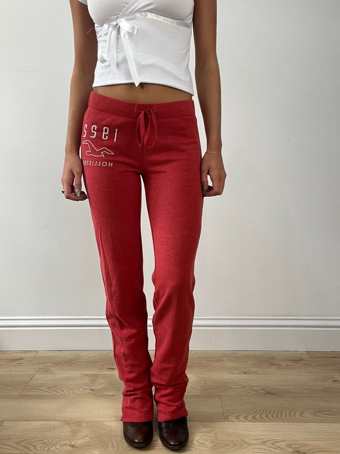GIRLBAND DROP | small red hollister tracksuit bottoms
