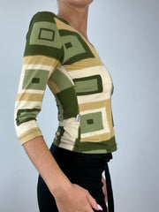 💻 LIBRARIAN CORE | medium green and beige abstract print top