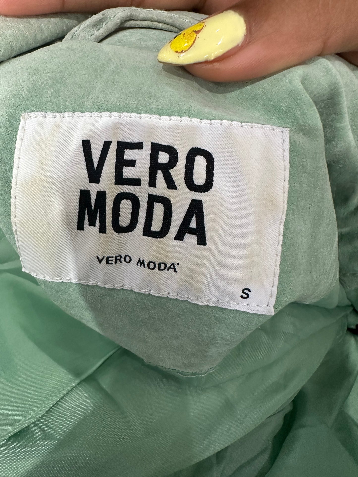 BEST PICKS | small green faux suede jacket
