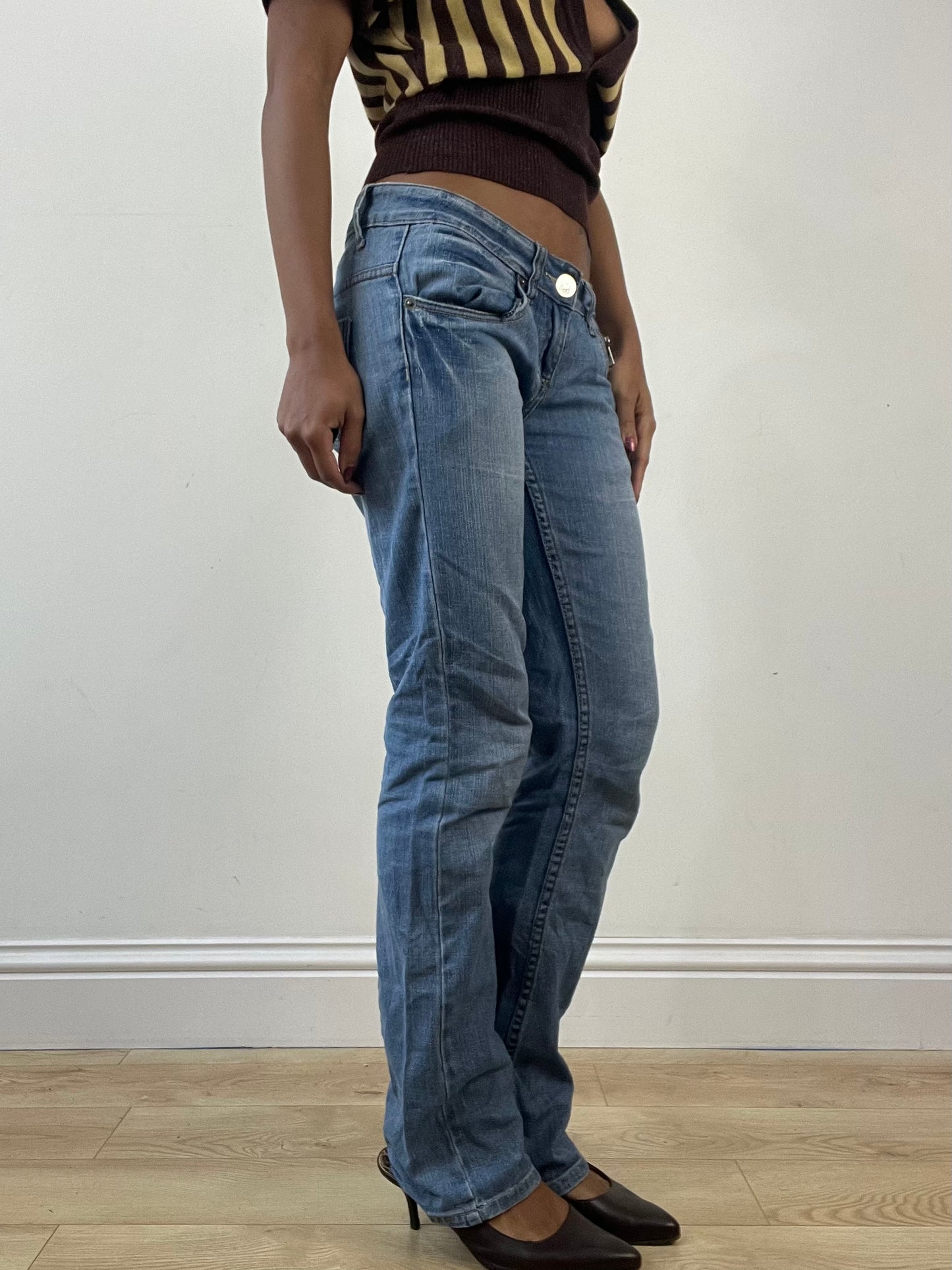 winter edit | small blue denim jeans with zip pocket detail