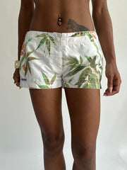 summermaxxing drop | medium white leaf print mini shorts