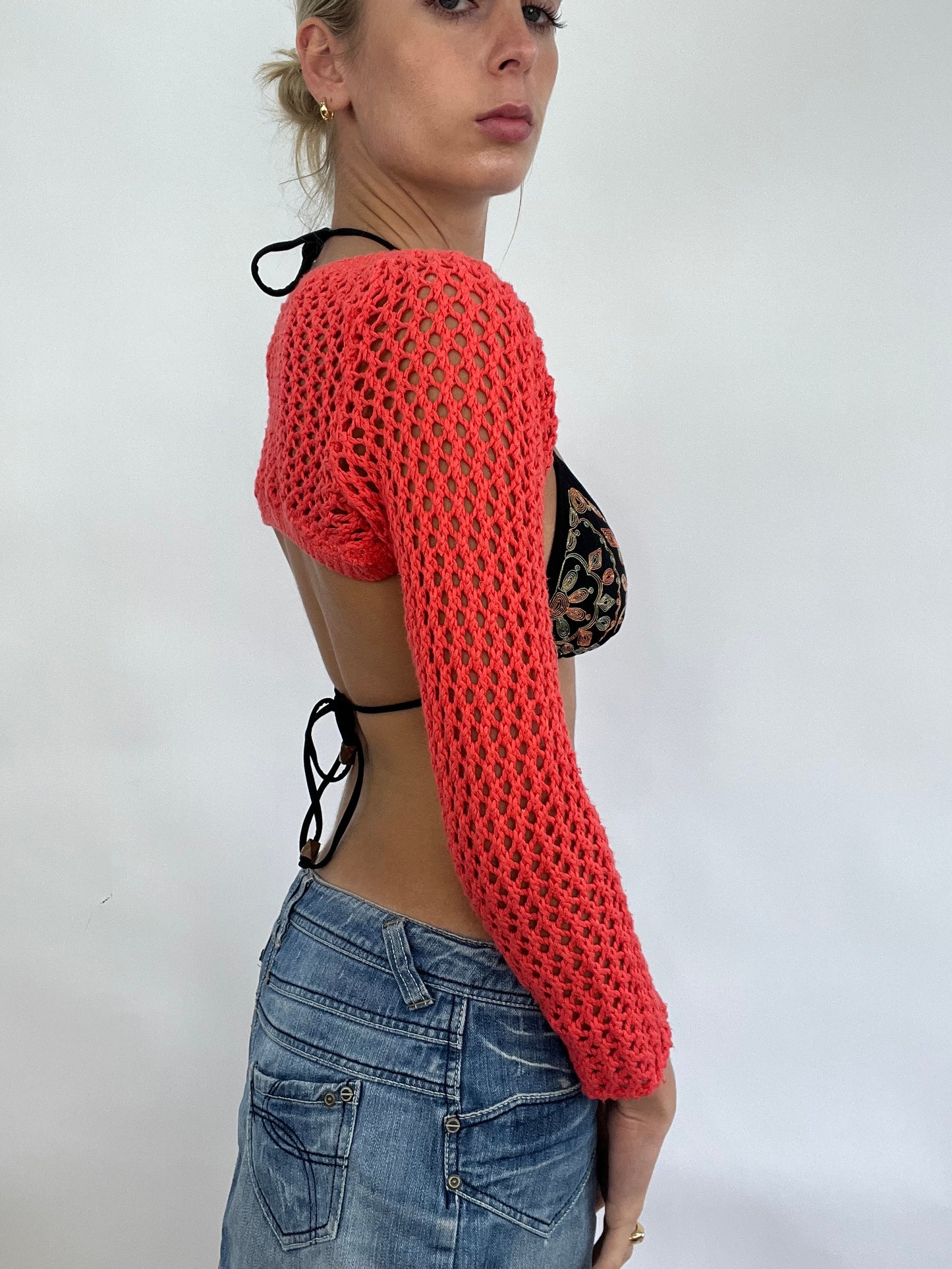 COACHELLA DROP | small coral crochet bolero