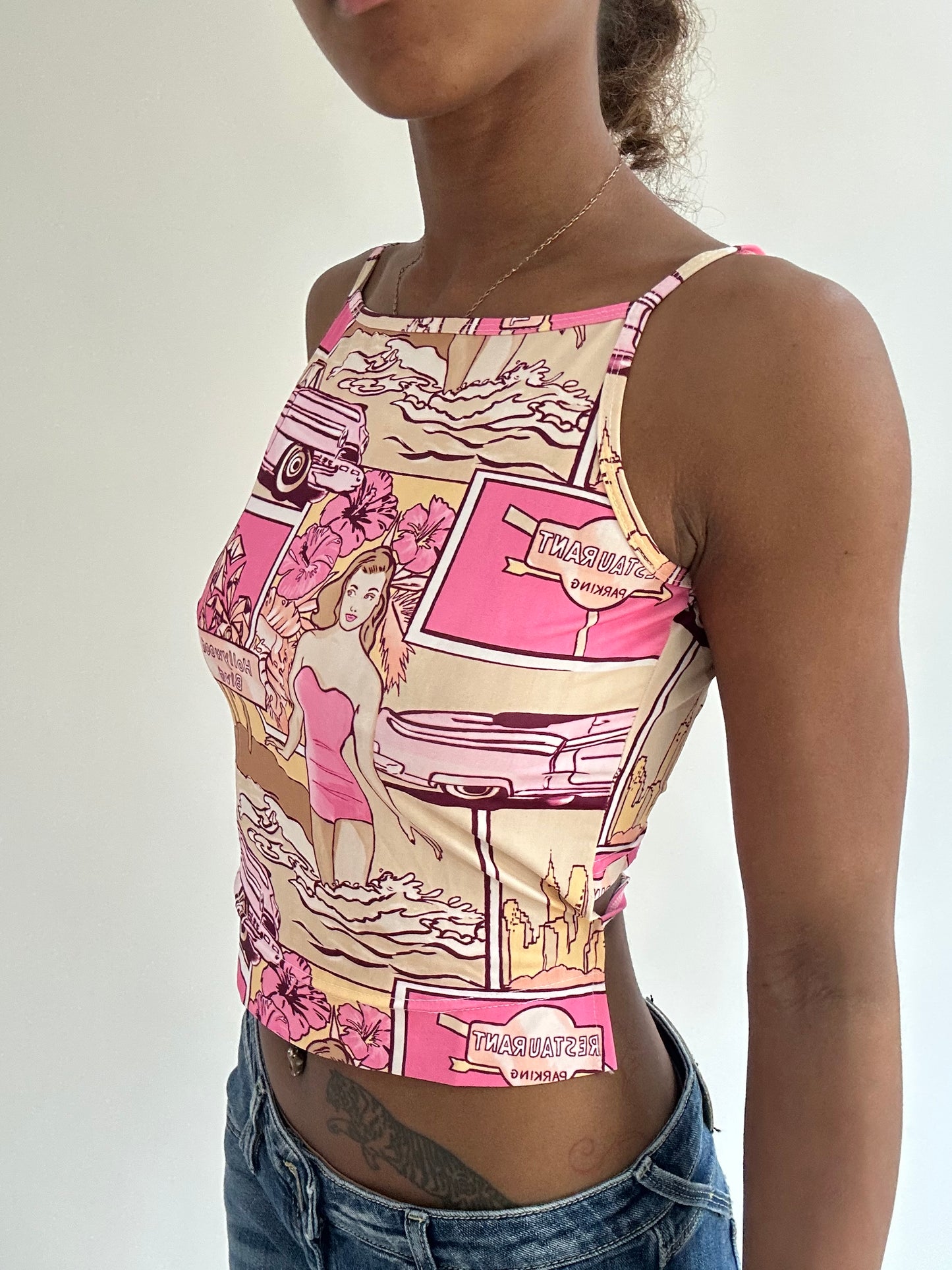 BEST PICKS | small pink graphic cropped cami top