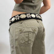COASTAL GRANDMA DROP | small black and cream shell belt