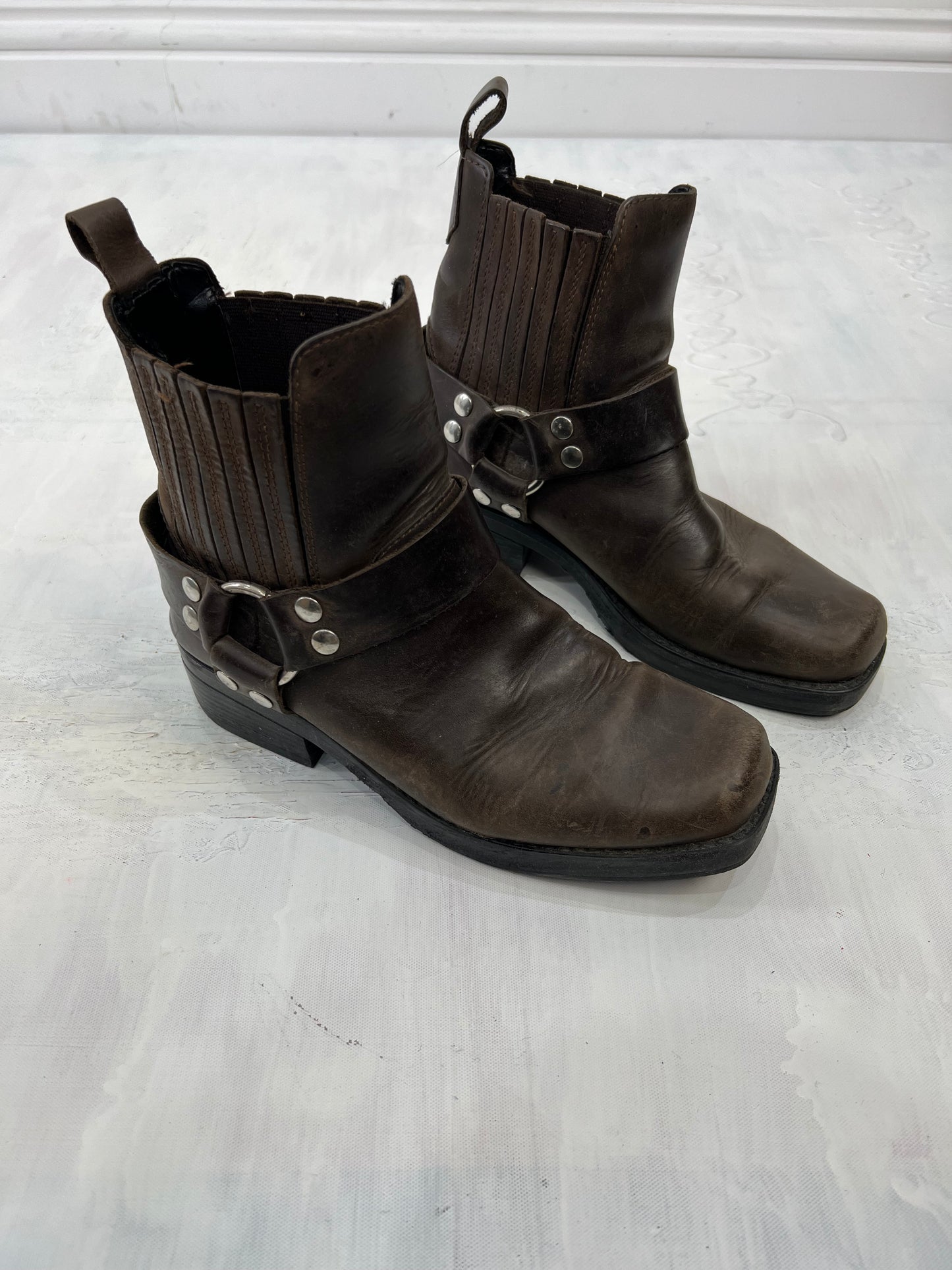 ⭐️ BEST PICKS | uk 8 brown harness buckle mini boots